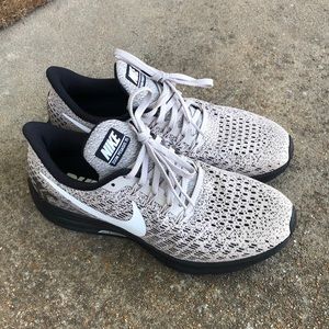 Nike Zoom Pegasus Running Shoes